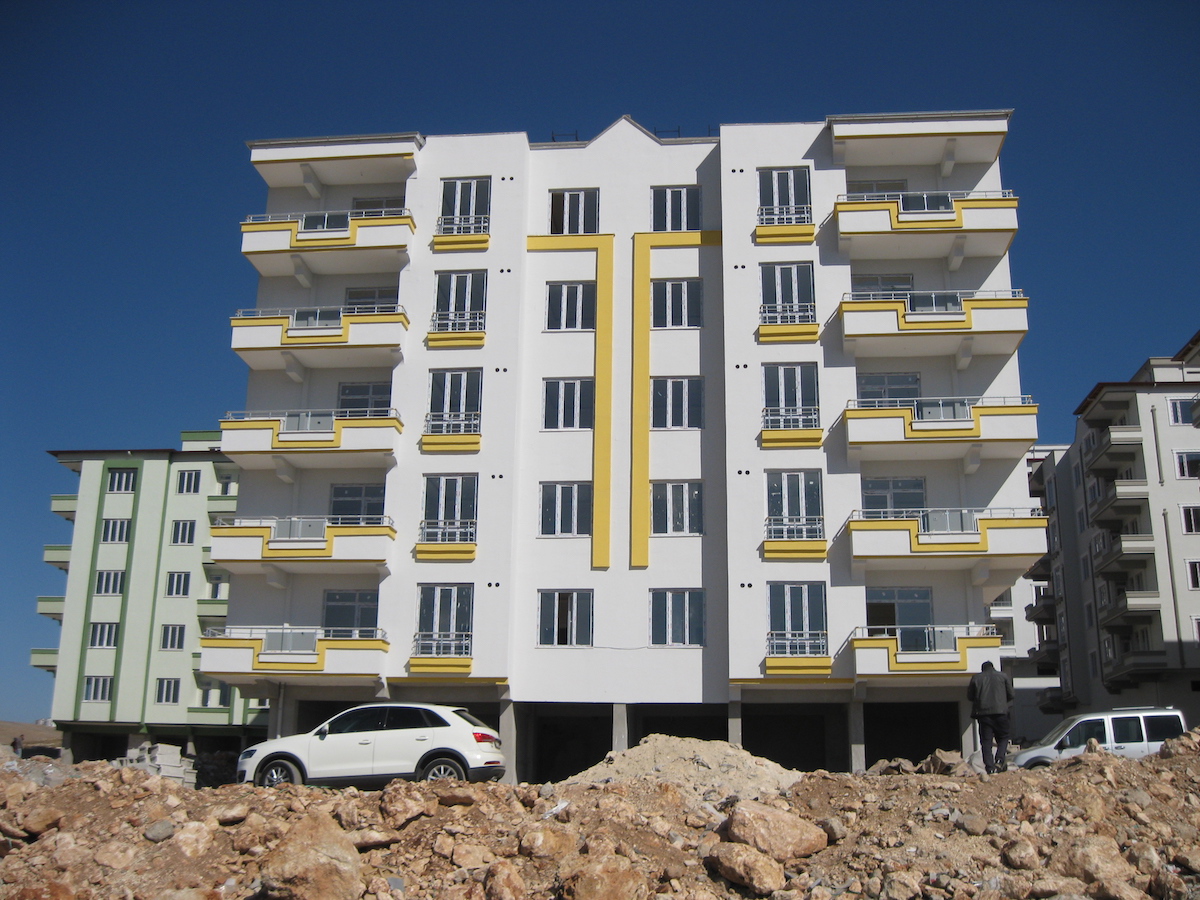 Rayalp Avşin Apt